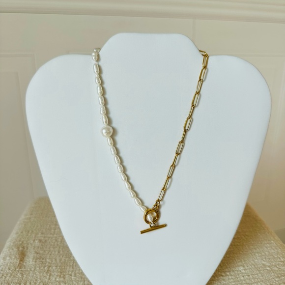 🆕Buckle chain necklace pearls Gold plated stainless steel Choker - Picture 3 of 9